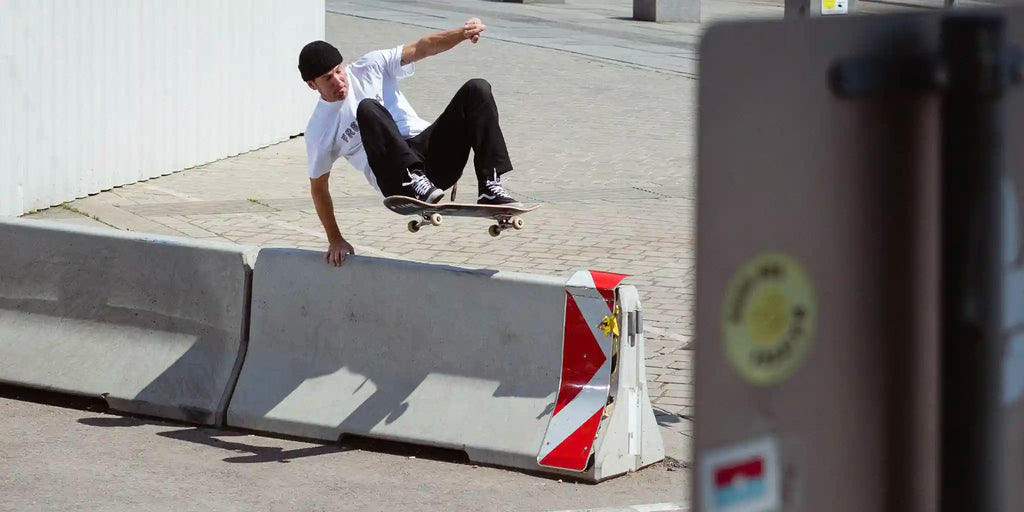 Skateboard Shop Start Banner