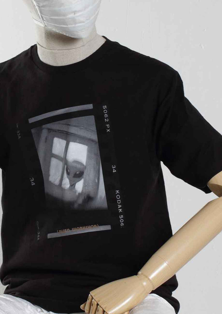 Alien Workshop Visitor Window T-Shirt Black  Alien Workshop   
