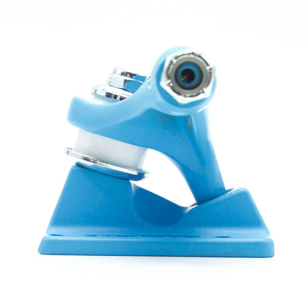 Independent 144 Lizzie Armanto Cross Stage 11 Trucks Light Blue  Independent   