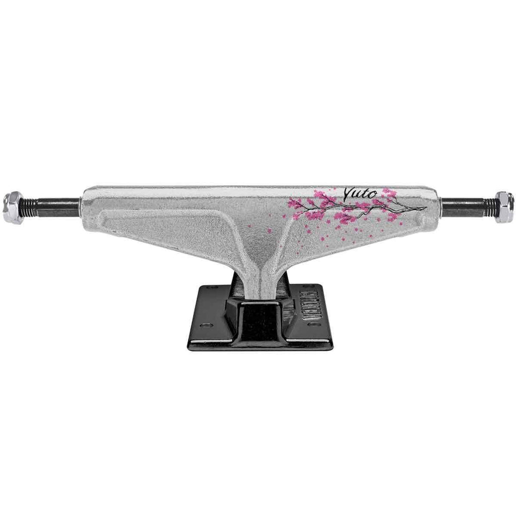 Venture 5.25 Yuto Bloom V-Light Truck  Venture   